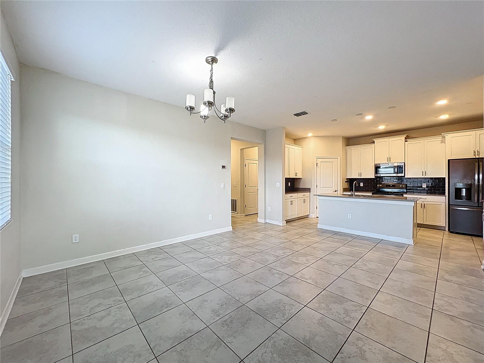 OAKS AT MOSS PARK - Residential