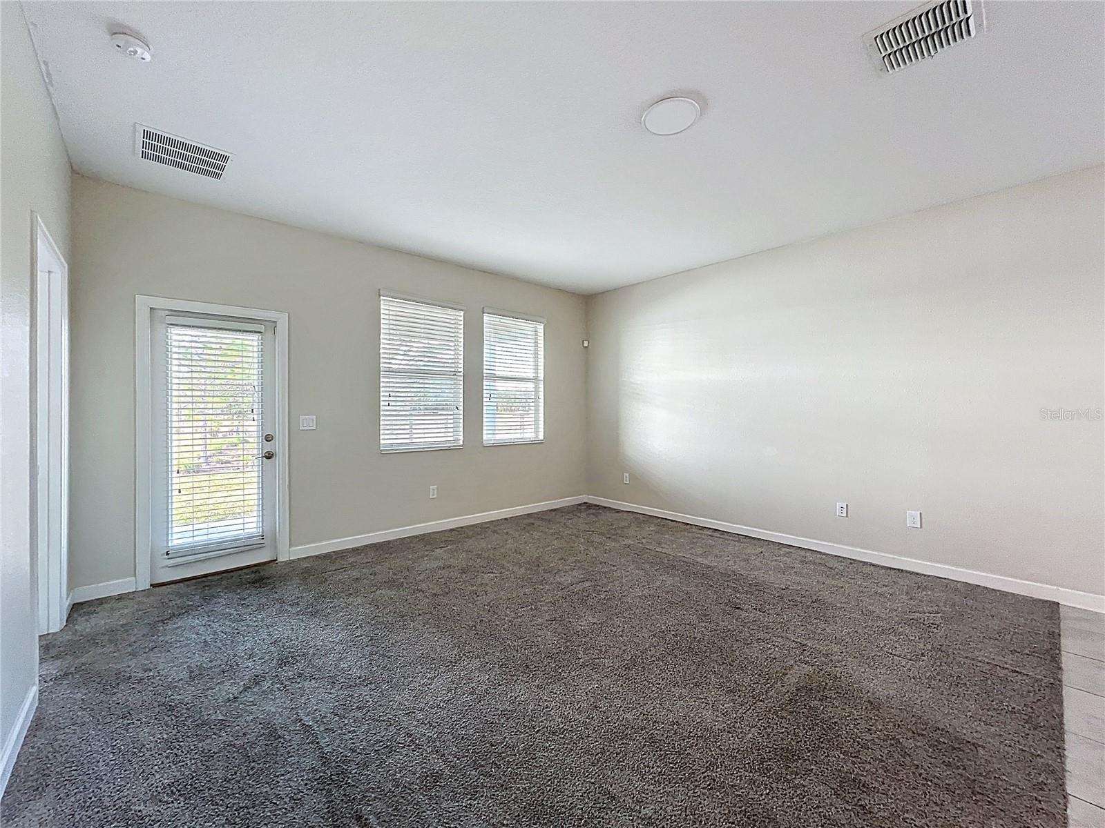 OAKS AT MOSS PARK - Residential