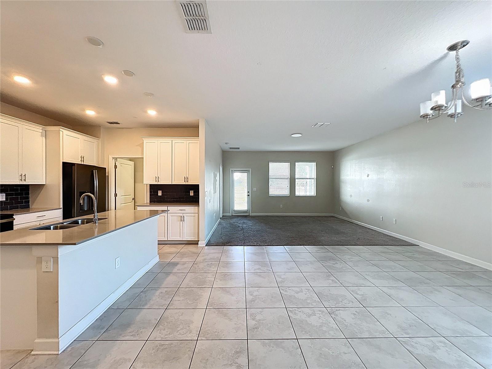 OAKS AT MOSS PARK - Residential