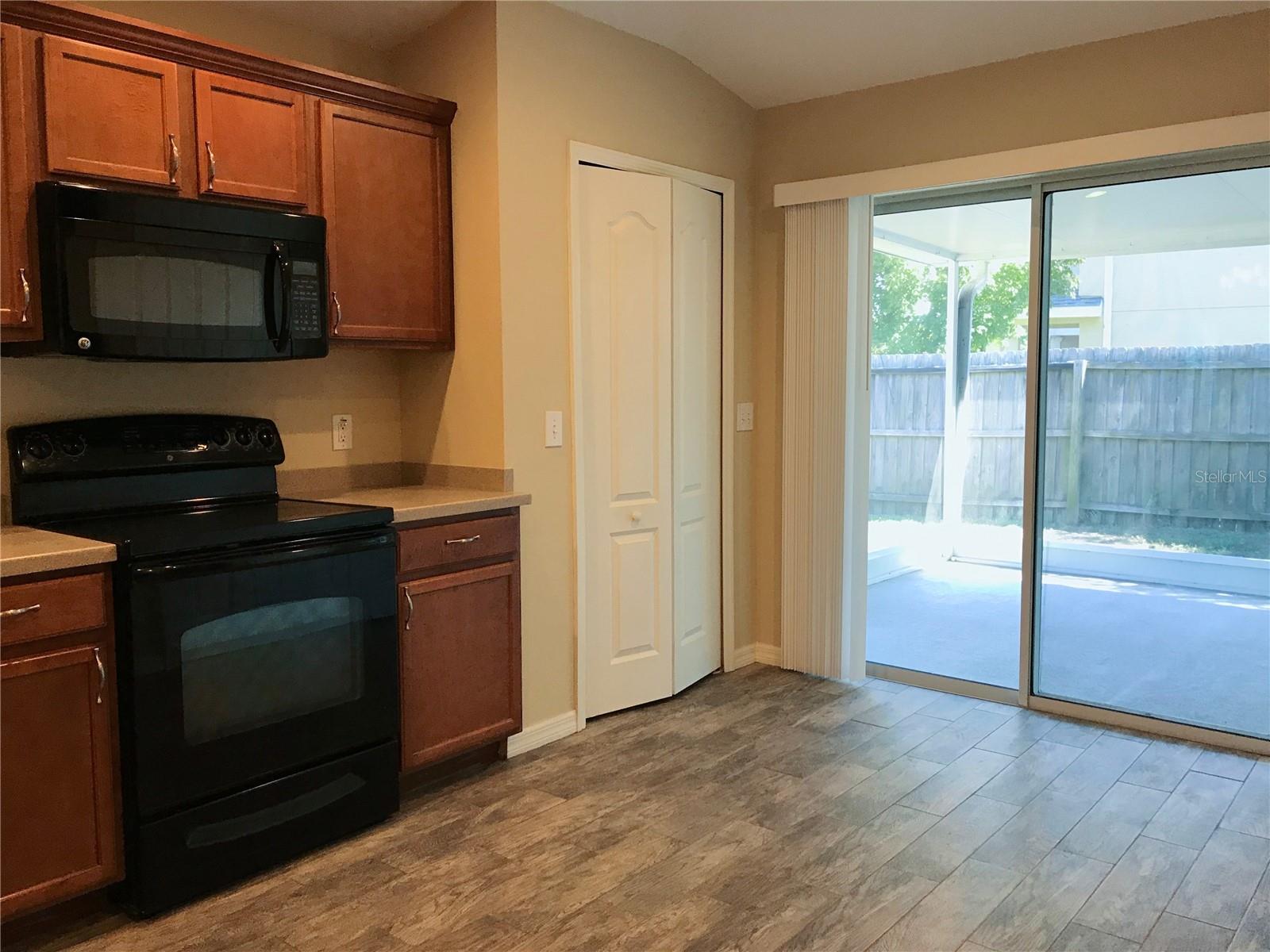 LONE STAR RANCH - Residential Lease