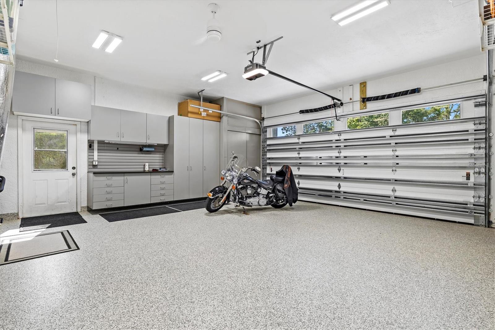 LINKS AT PALM-AIRE - Residential