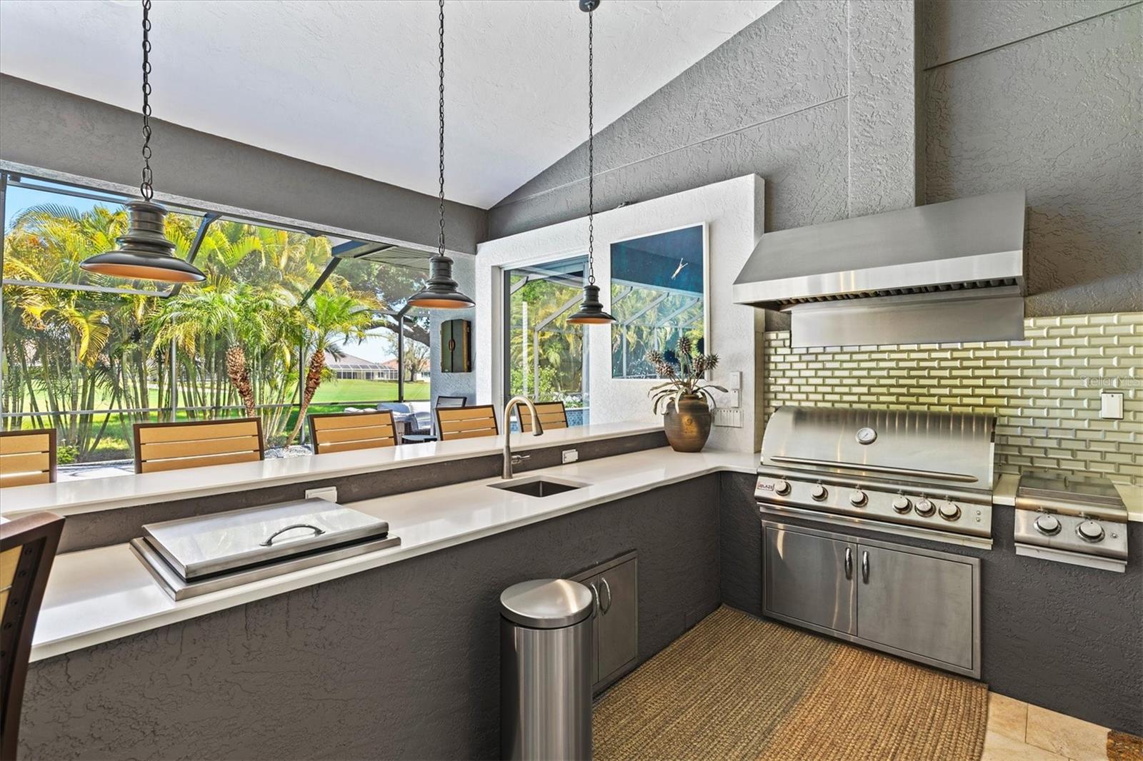 LINKS AT PALM-AIRE - Residential