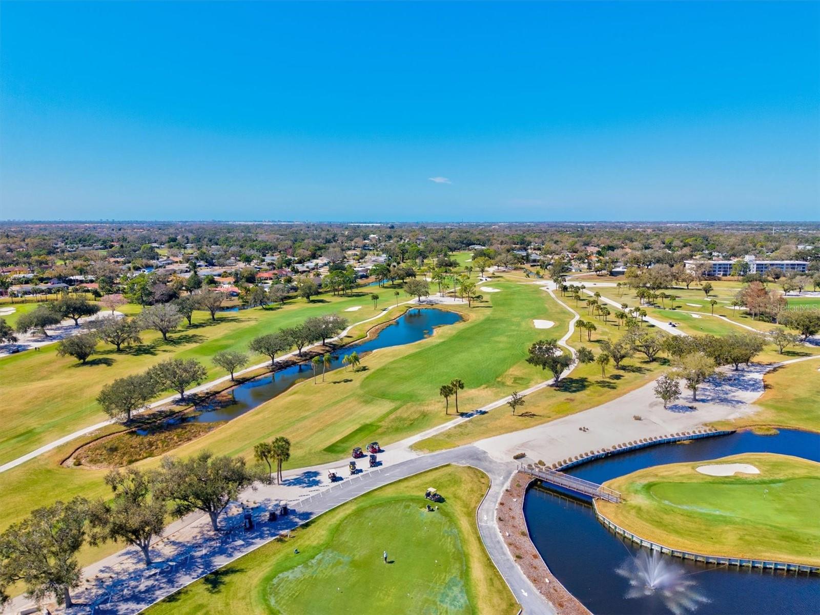 LINKS AT PALM-AIRE - Residential