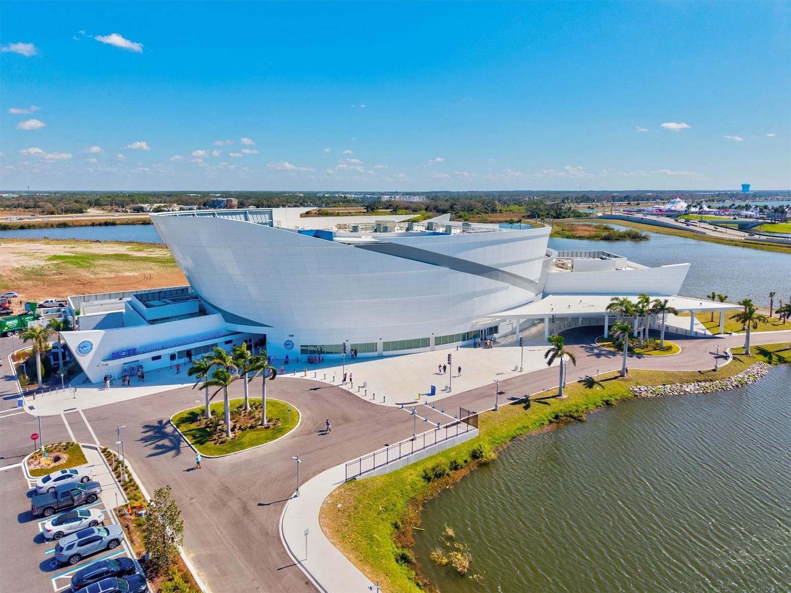 LINKS AT PALM-AIRE - Residential