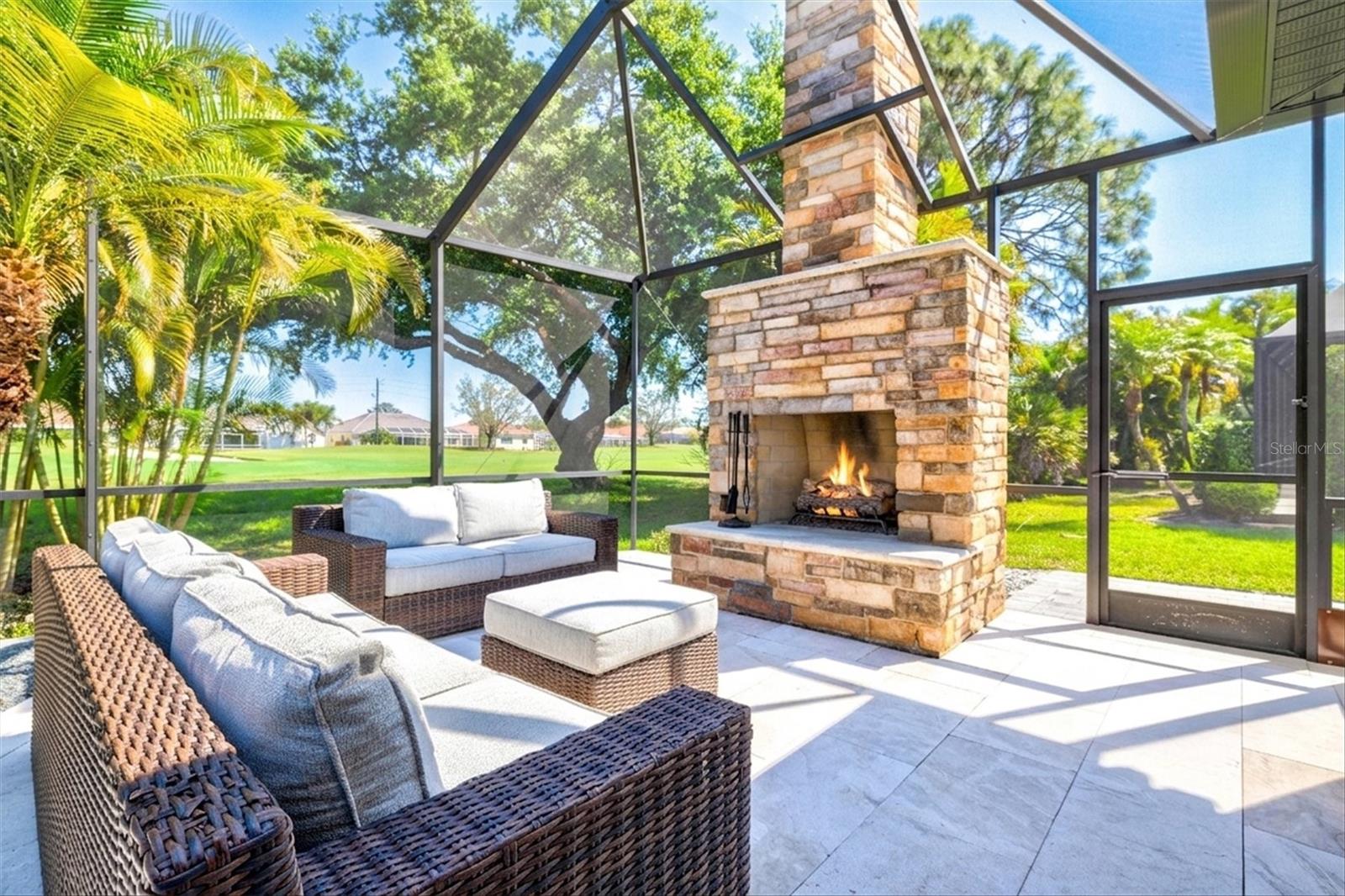 LINKS AT PALM-AIRE - Residential