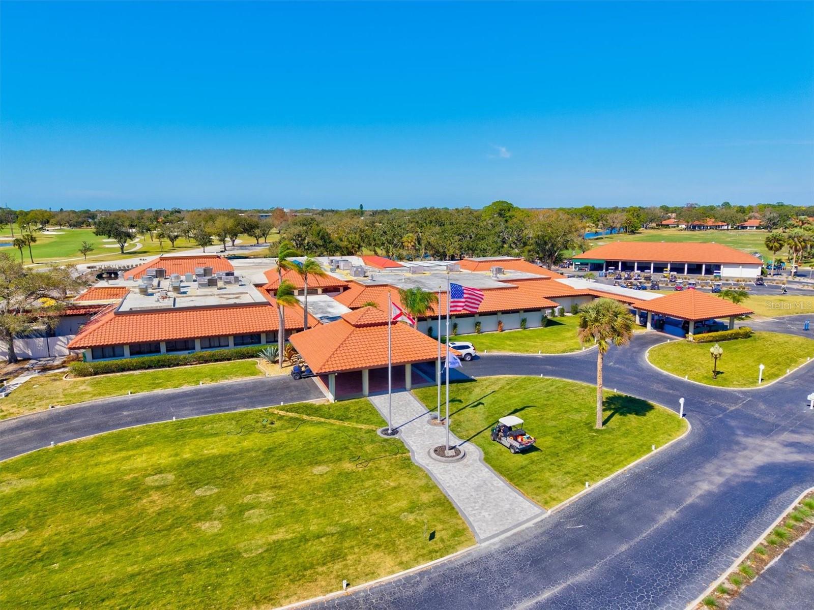 LINKS AT PALM-AIRE - Residential