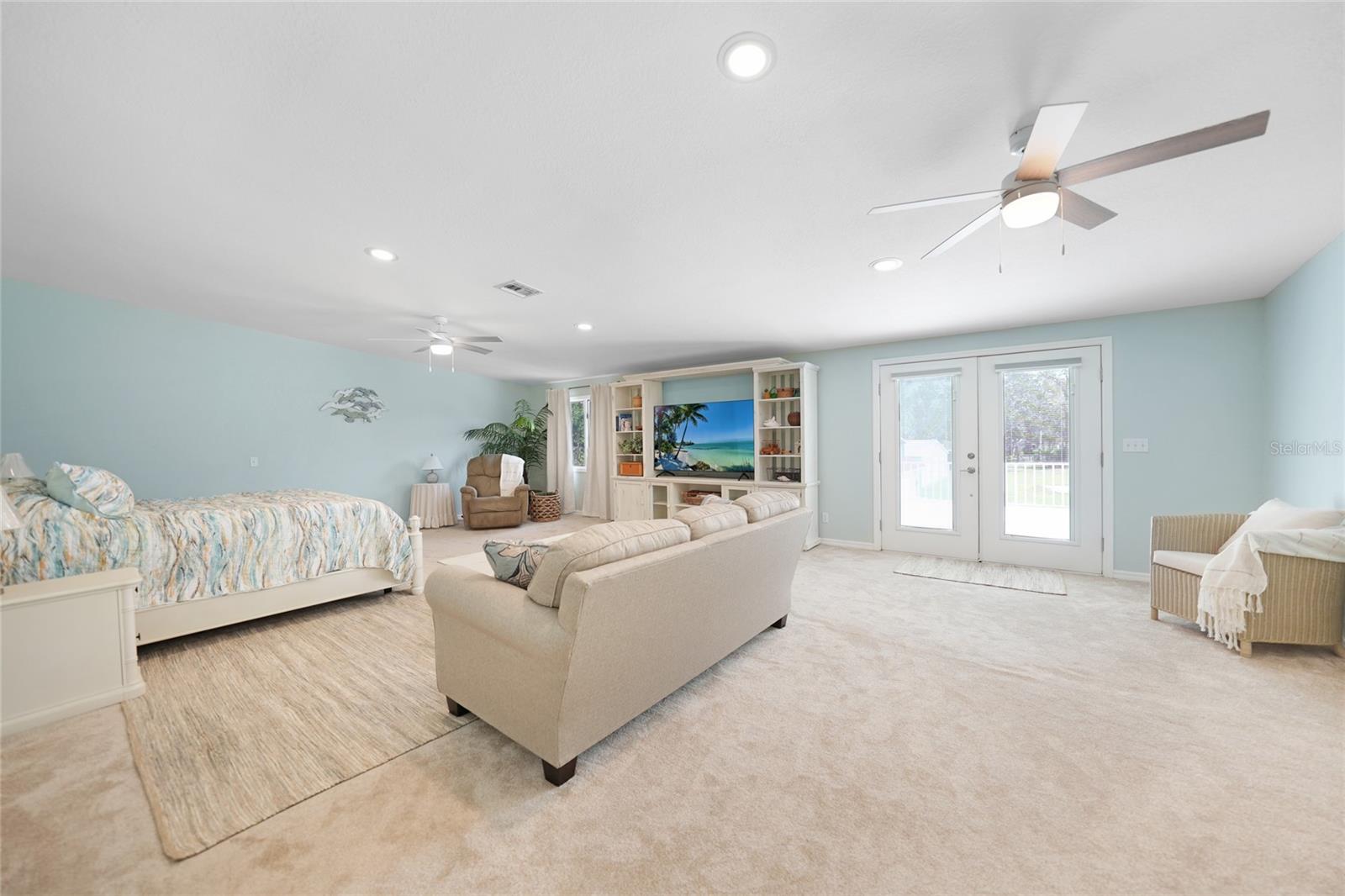 ENGLEWOOD GARDENS - Residential