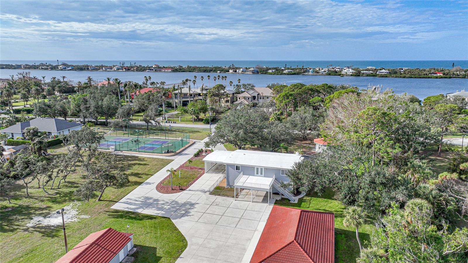 ENGLEWOOD GARDENS - Residential