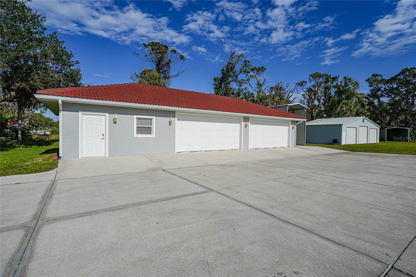 ENGLEWOOD GARDENS - Residential