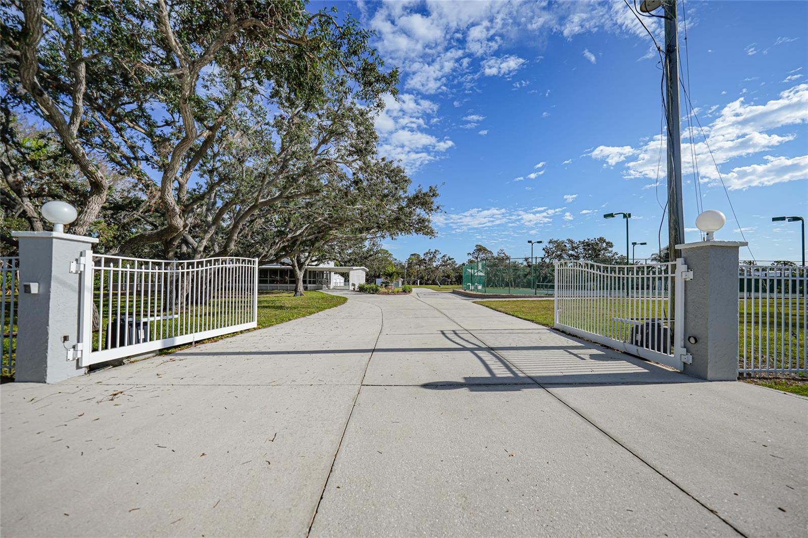 ENGLEWOOD GARDENS - Residential