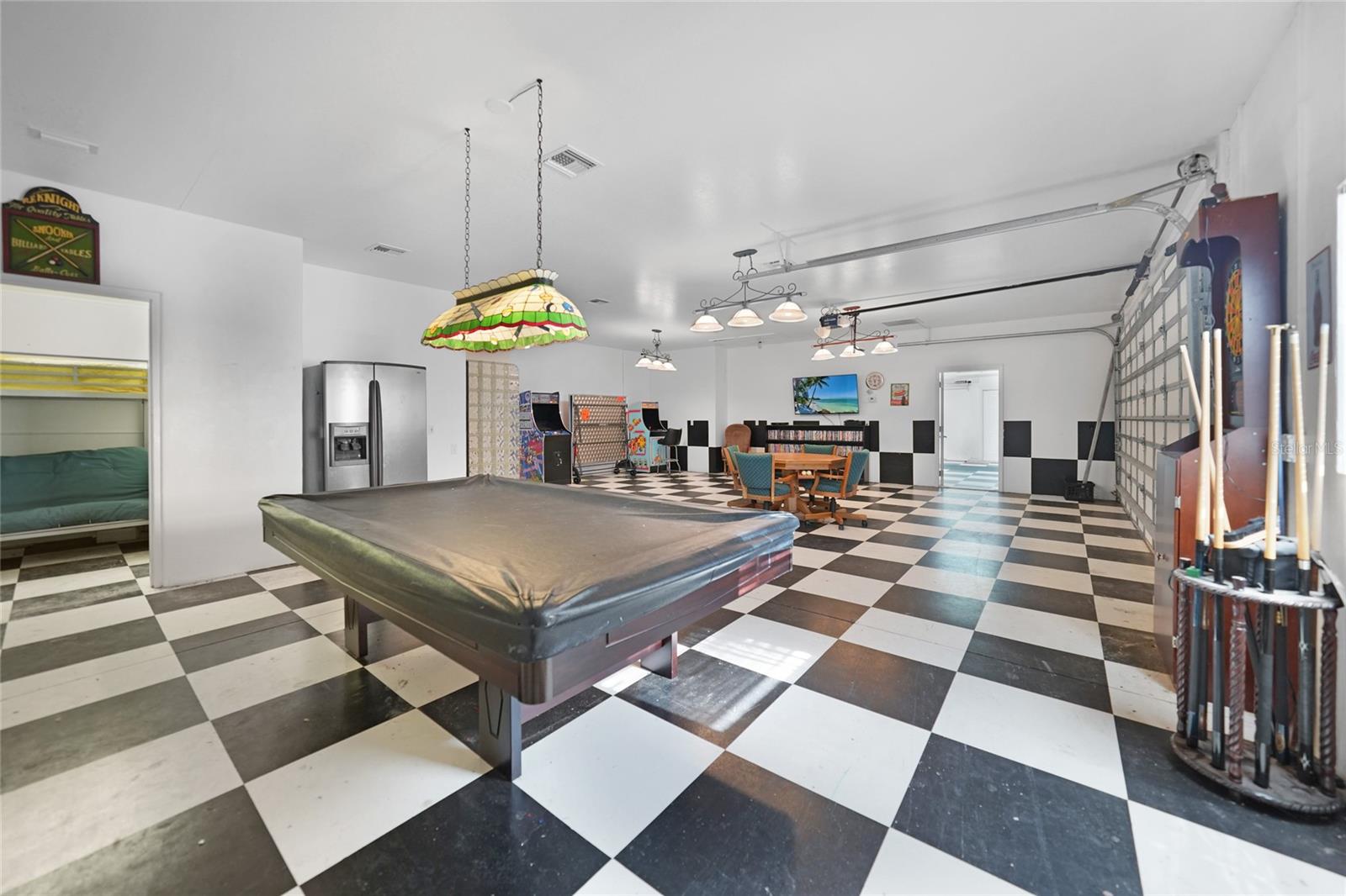 ENGLEWOOD GARDENS - Residential