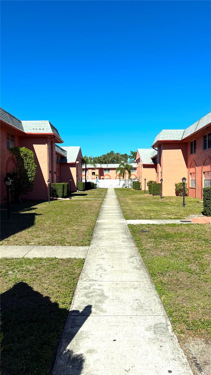 FARRINGTON ARMS CONDO - Residential Lease