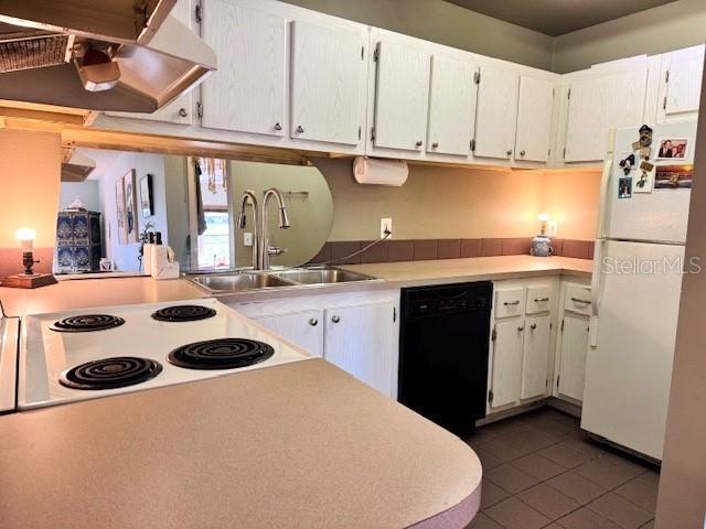 FARRINGTON ARMS CONDO - Residential Lease