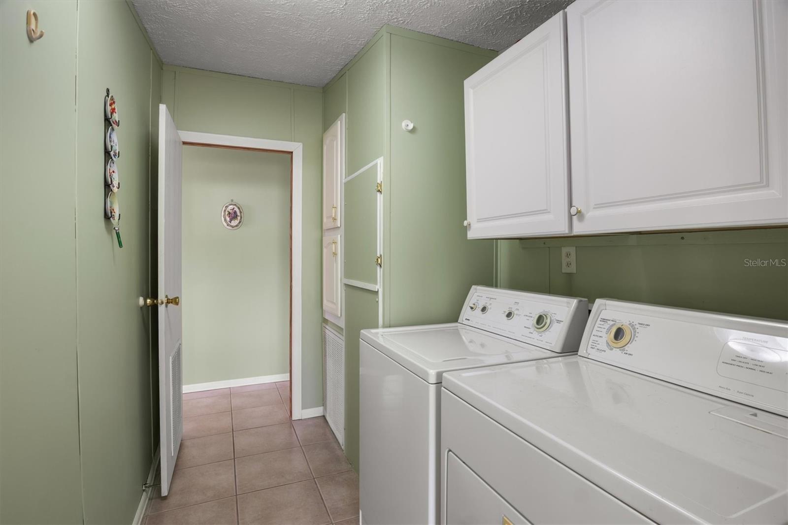 TWIN FOUNTAINS INC A CONDO MHP - Residential