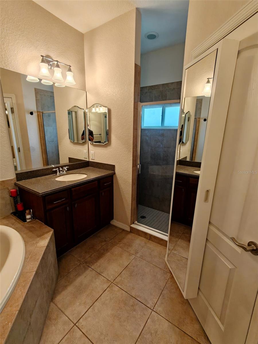 STONEYBROOK AT VENICE - Residential