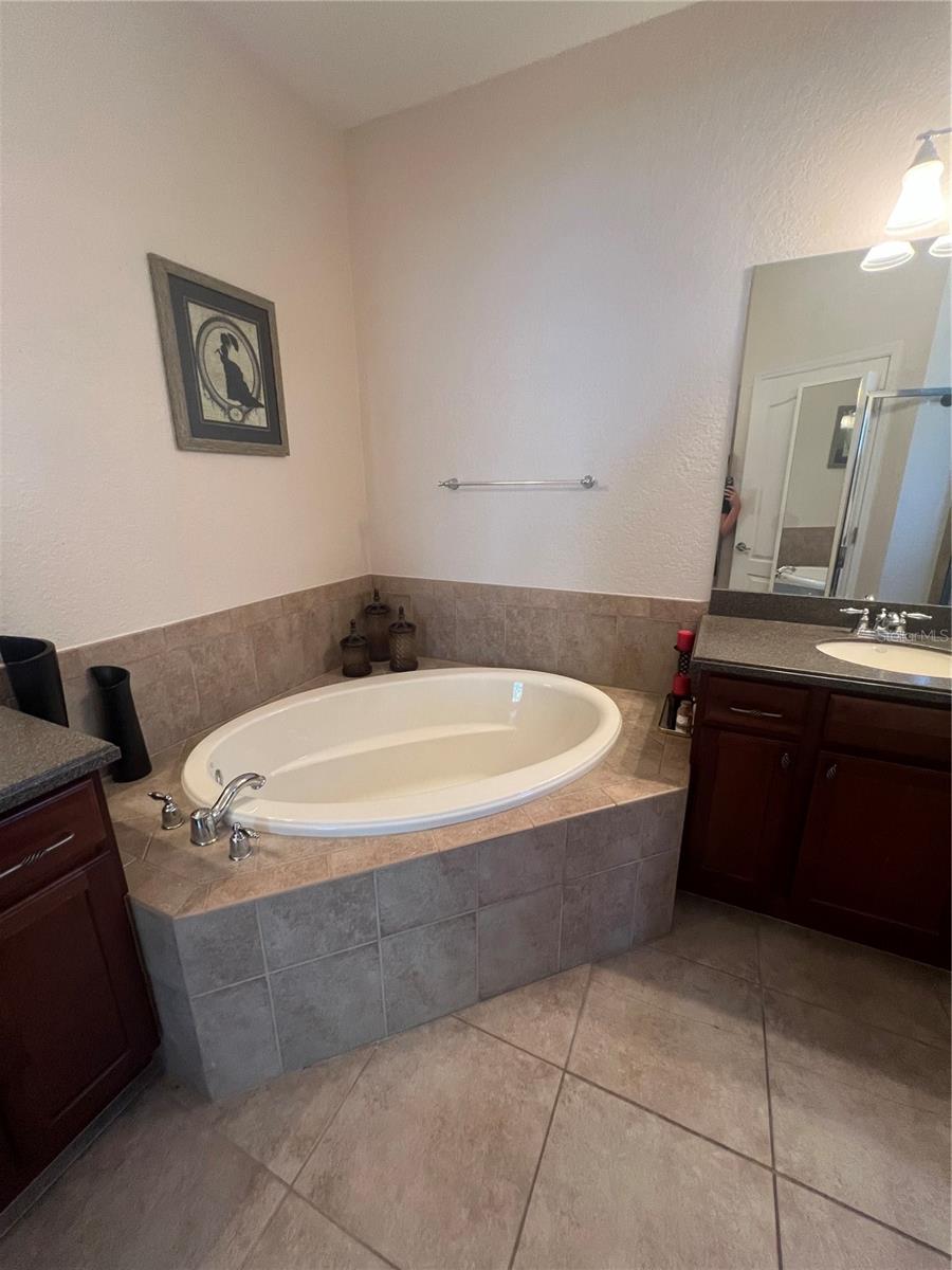 STONEYBROOK AT VENICE - Residential