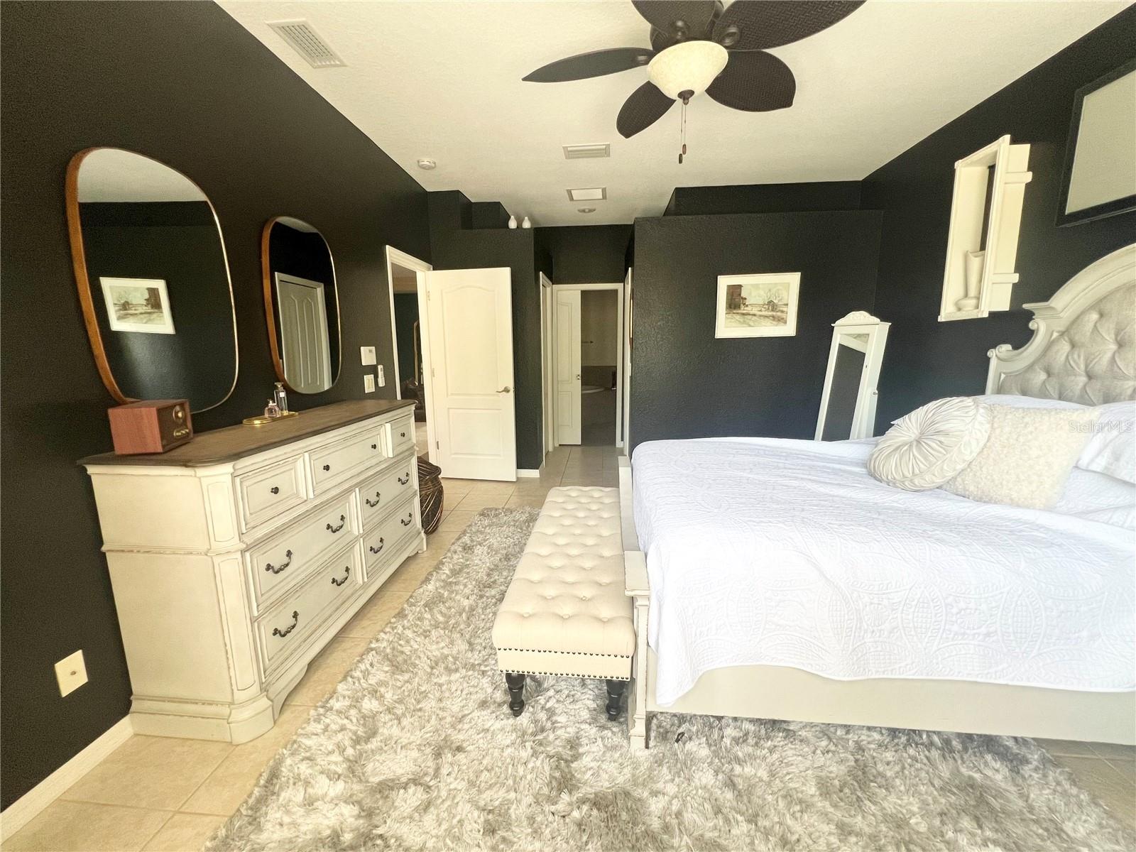 STONEYBROOK AT VENICE - Residential