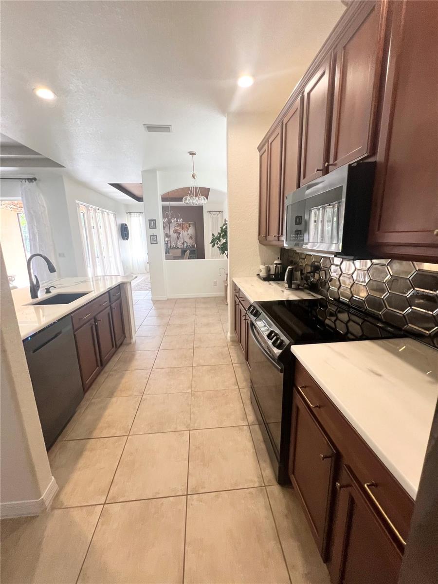 STONEYBROOK AT VENICE - Residential