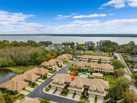 A home in PALM HARBOR