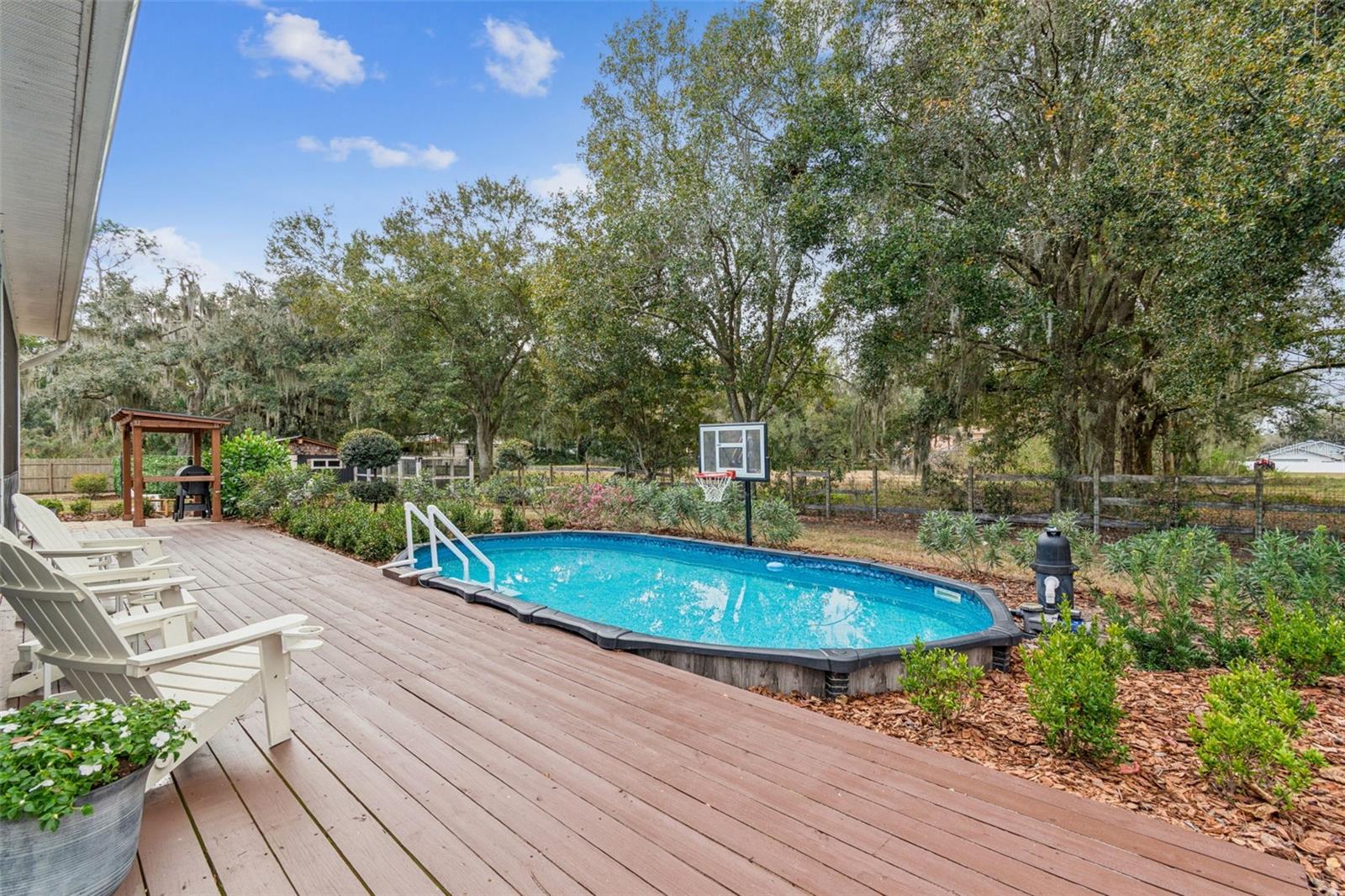 KEY WOODS RANCH - Residential