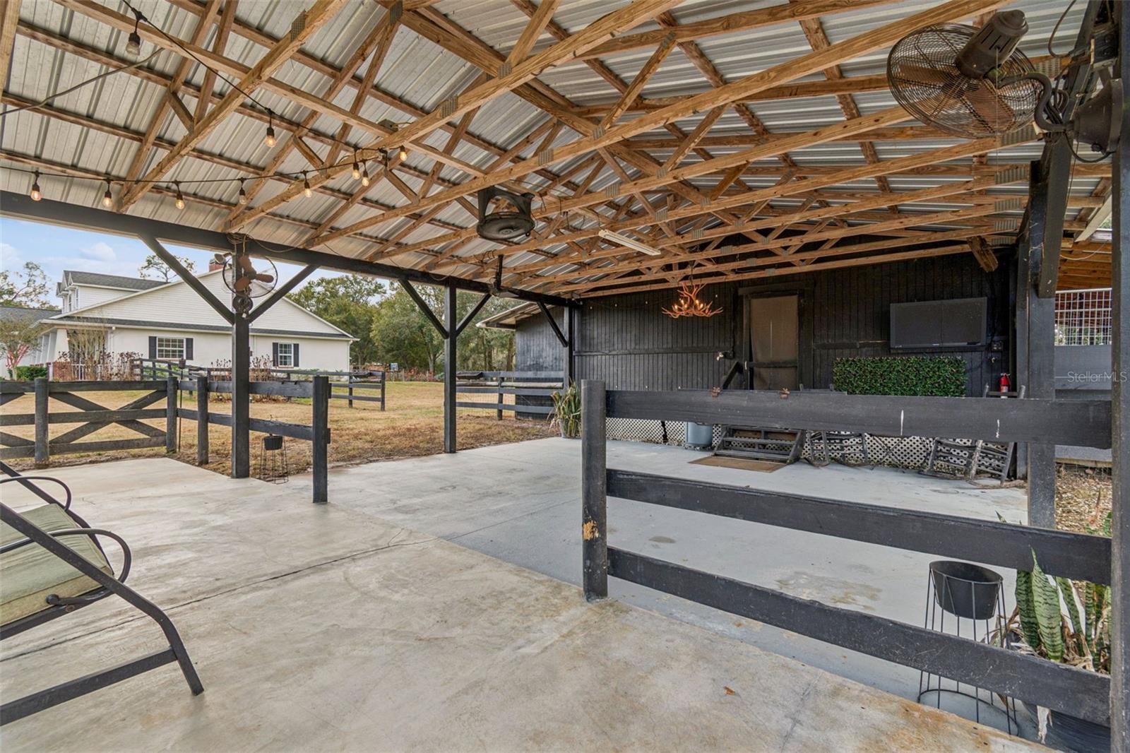 KEY WOODS RANCH - Residential