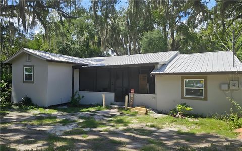 Photo of 210 S 15th Street, Palatka, FL 32177 (MLS # O6347110)