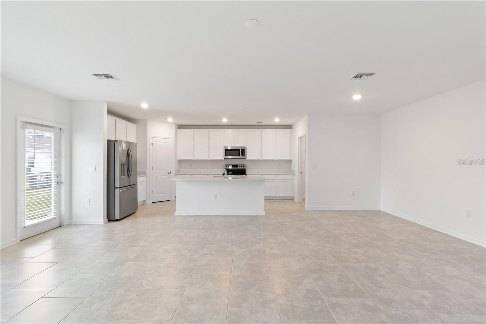 RANCHES/LK MCLEOD 1 - Residential Lease