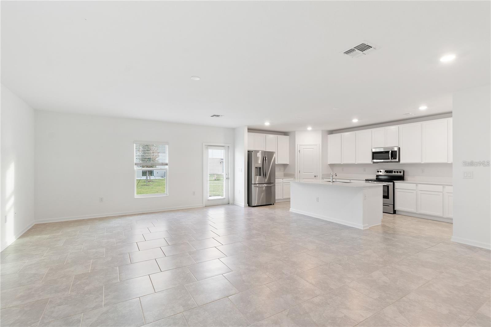 RANCHES/LK MCLEOD 1 - Residential Lease