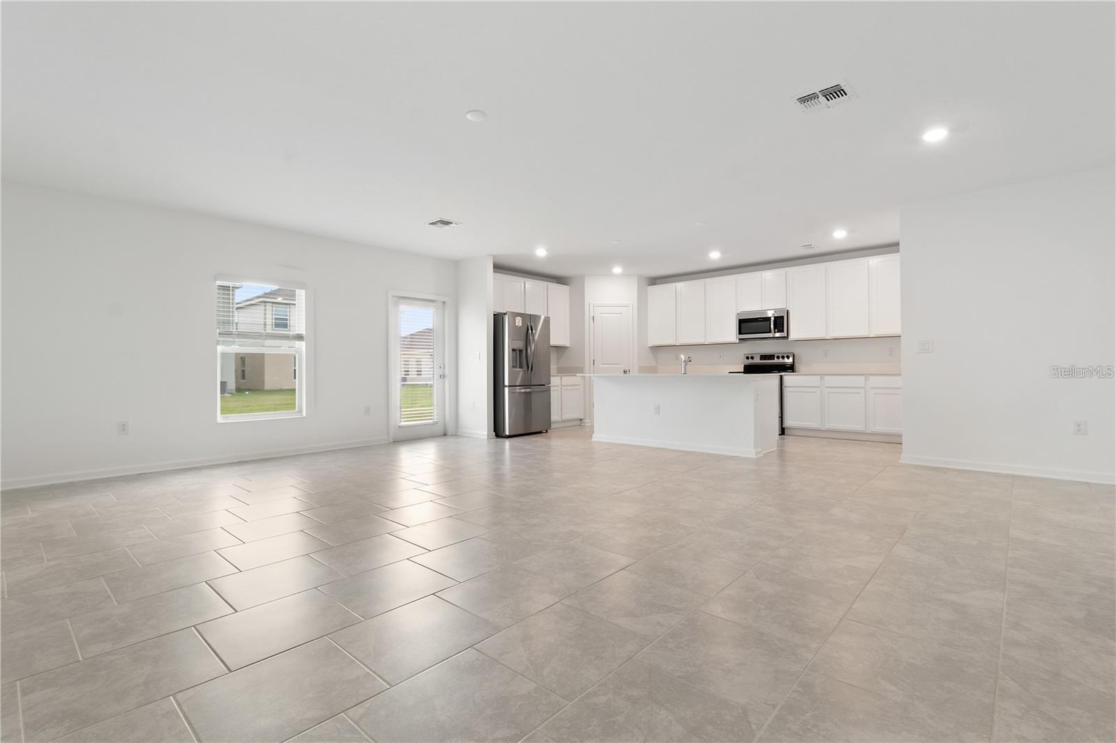 RANCHES/LK MCLEOD 1 - Residential Lease