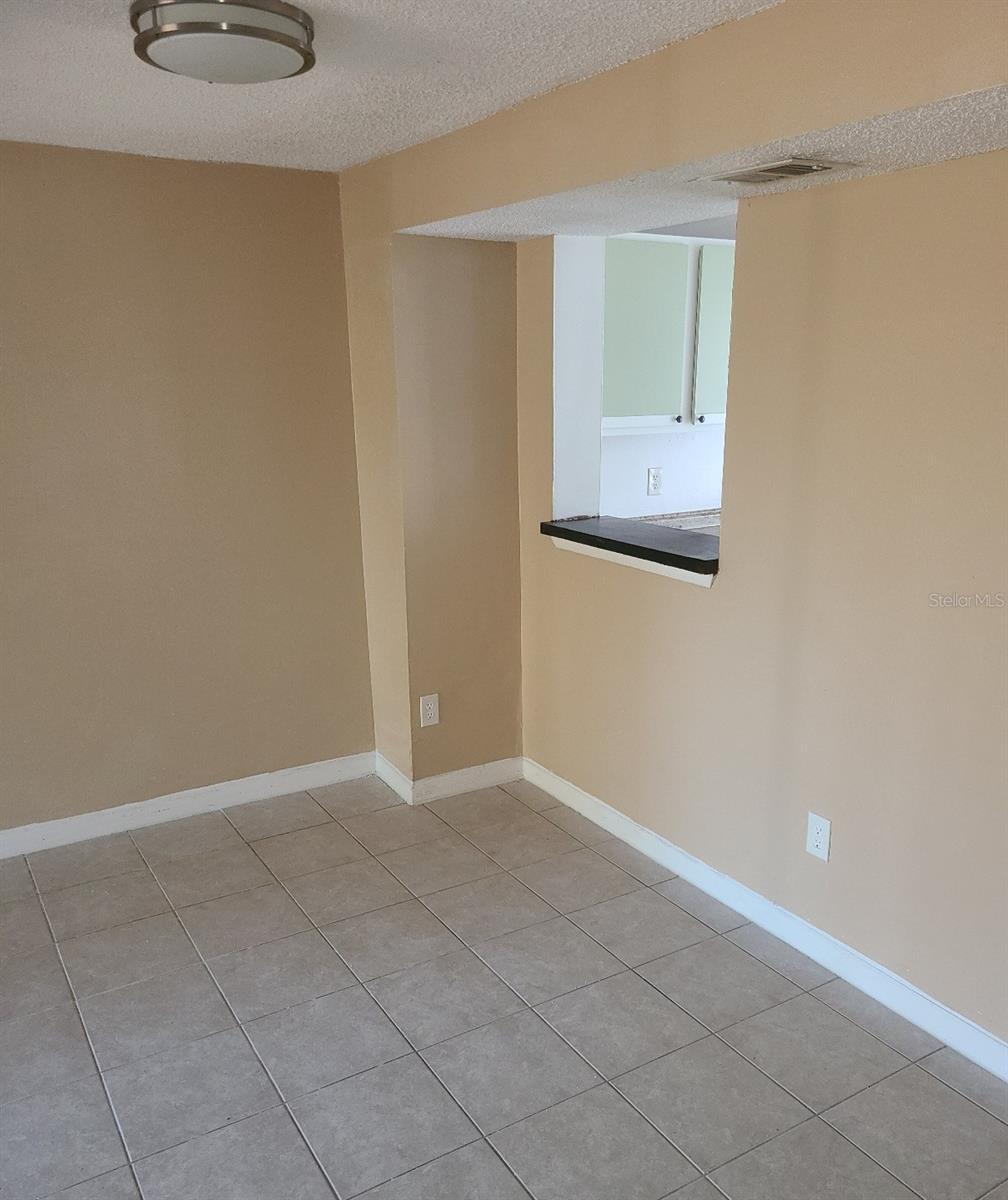 ACORN VILLAGE CONDO PH 02 - Residential