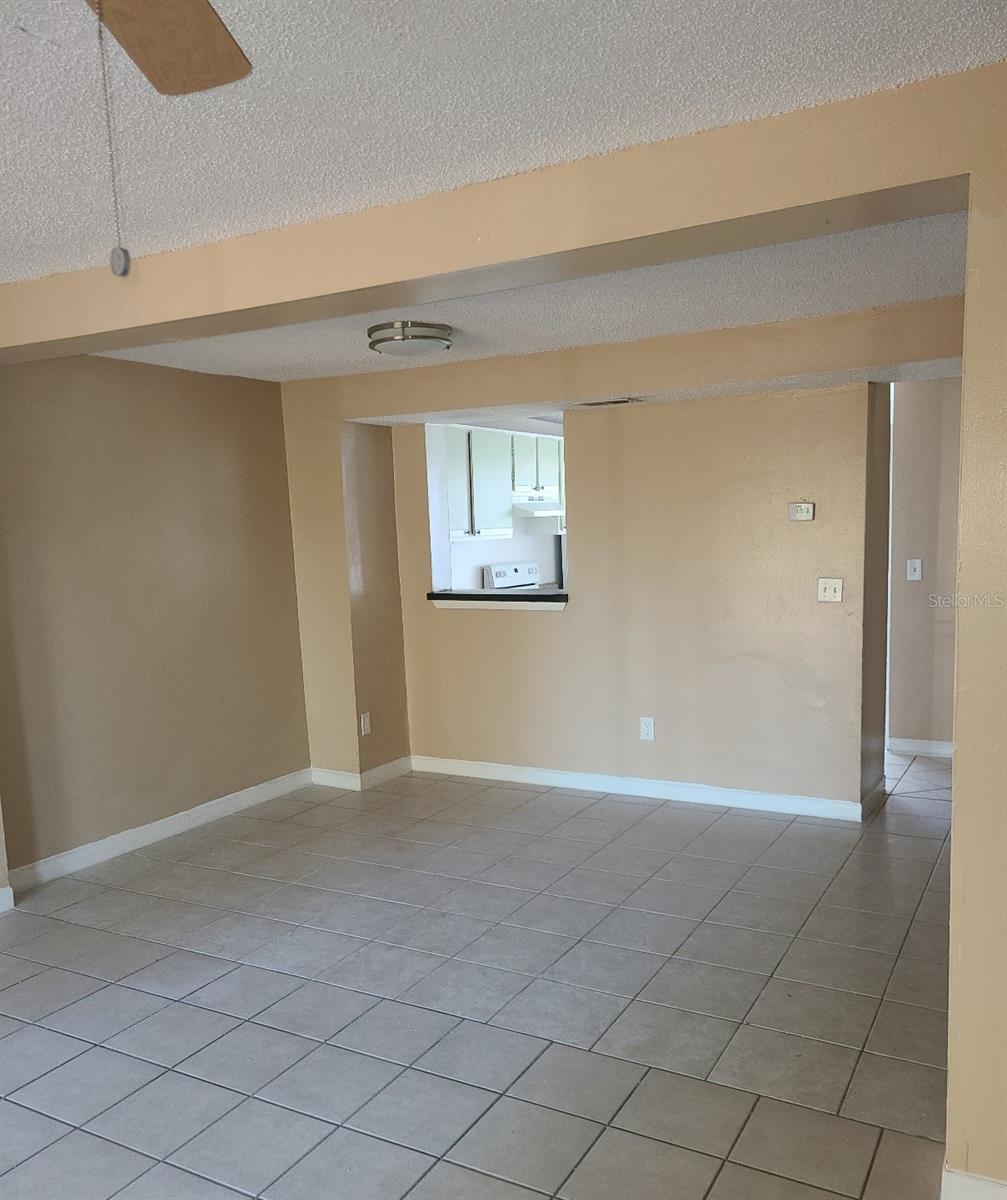 ACORN VILLAGE CONDO PH 02 - Residential