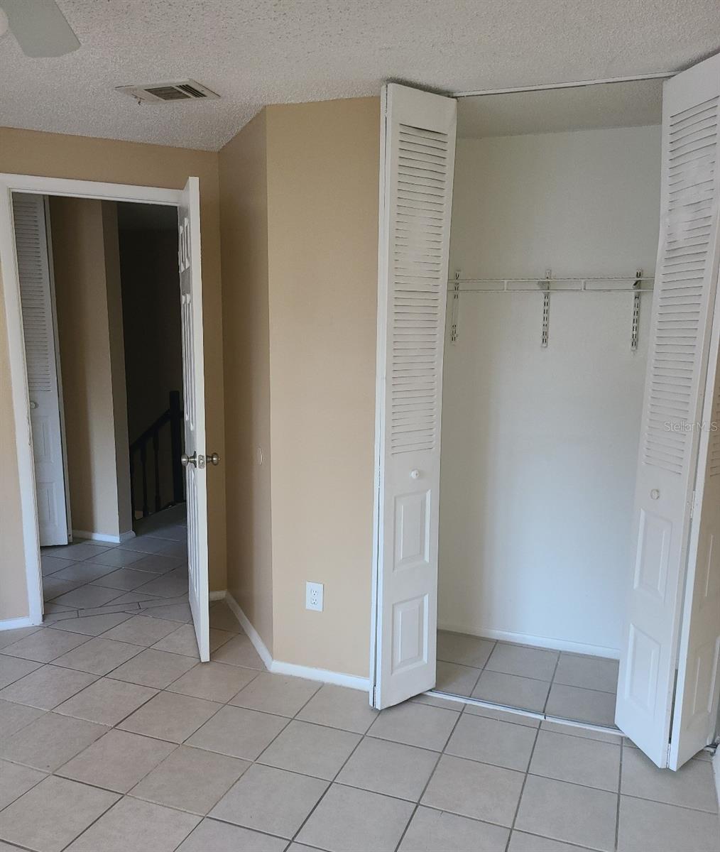 ACORN VILLAGE CONDO PH 02 - Residential