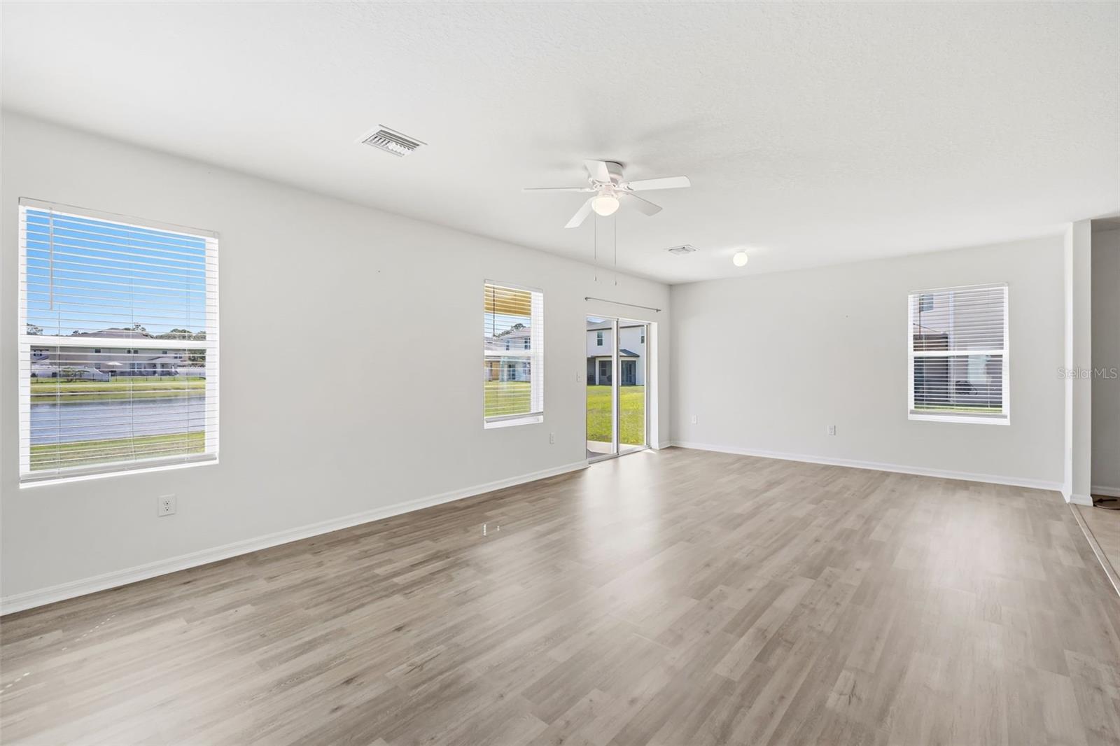 DEL TIERRA PHASE IV-B & IV-C - Residential