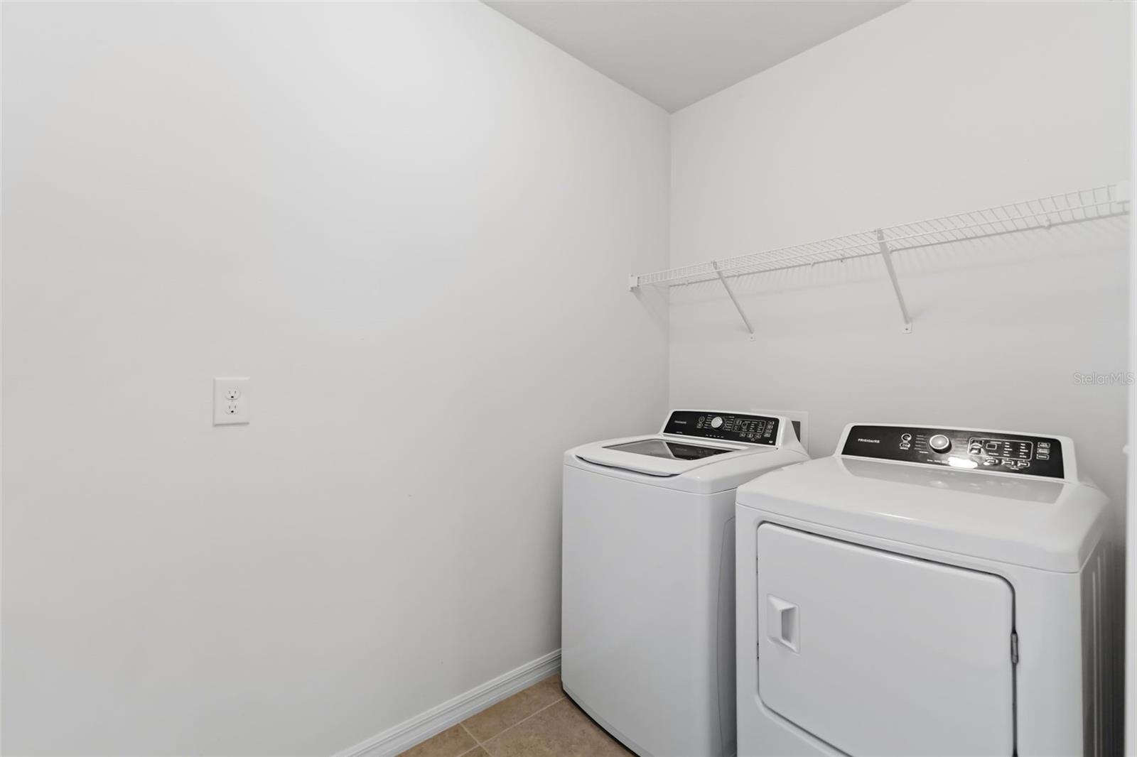 DEL TIERRA PHASE IV-B & IV-C - Residential