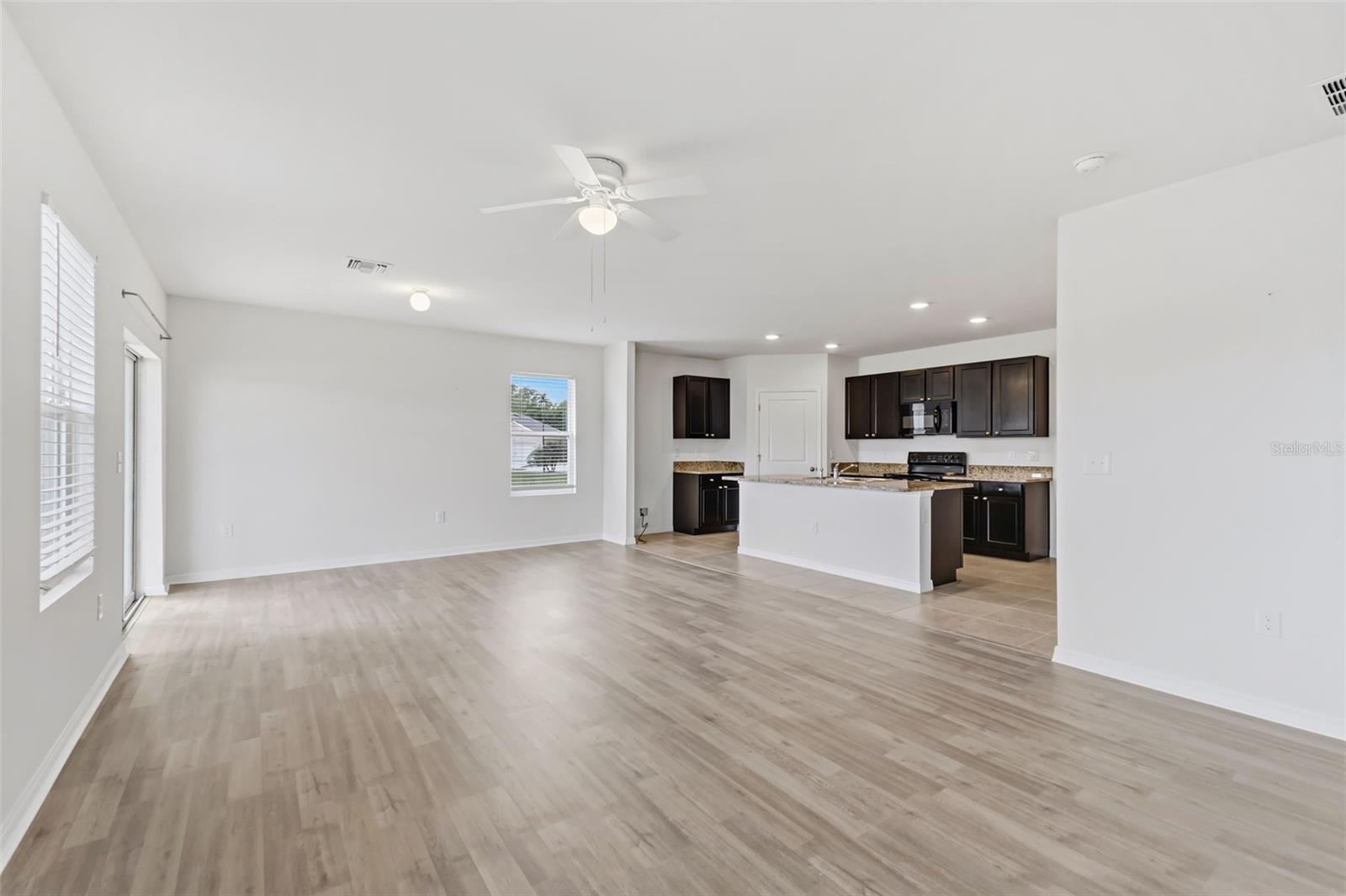 DEL TIERRA PHASE IV-B & IV-C - Residential