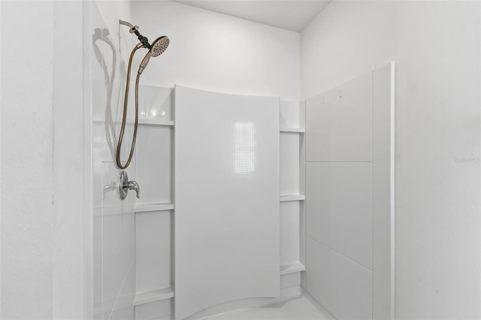 DEL TIERRA PHASE IV-B & IV-C - Residential