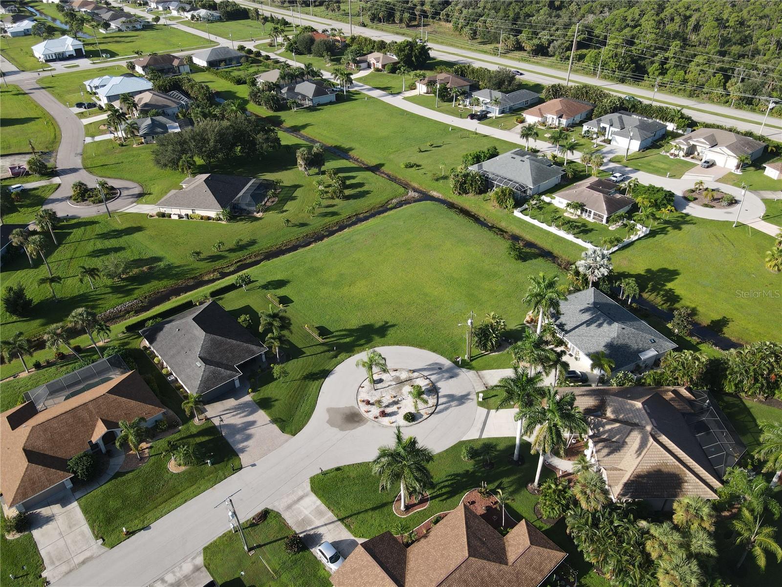 743 TRUMPET TREE, PUNTA GORDA, FL, 33955 4 743 TRUMPET TREE