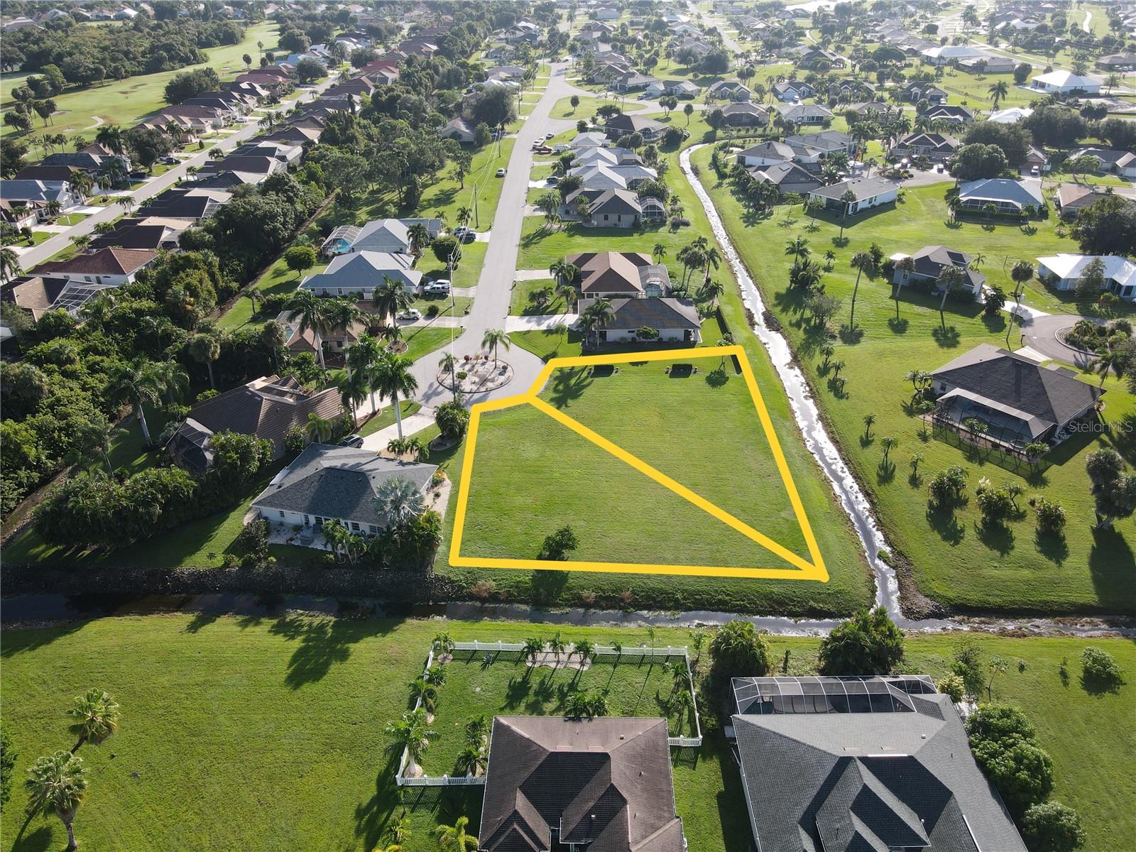 743 TRUMPET TREE, PUNTA GORDA, FL, 33955 2 743 TRUMPET TREE