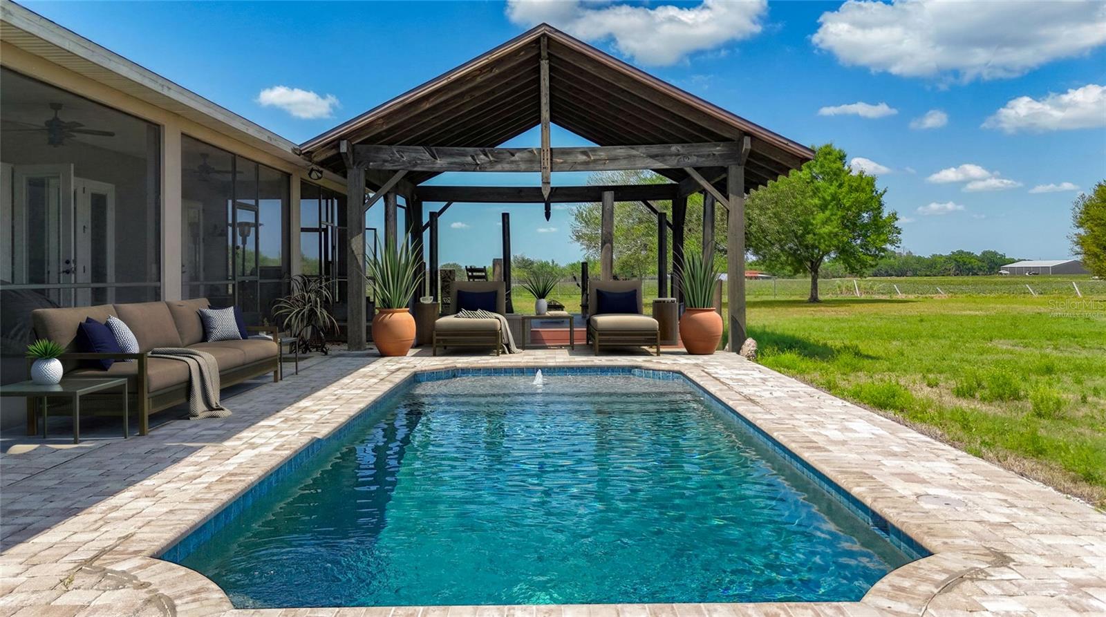 HALLS BRANCH ESTATES - Residential