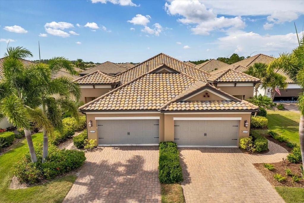 Photo of 6475 Positano Court, Sarasota, FL 34243 (MLS # A4697861)
