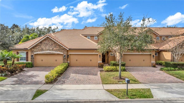 10345 BELFRY CIR, ORLANDO, FL 32832 - Image 47070a0caa94987f9daaf55156ec00a1/859320191