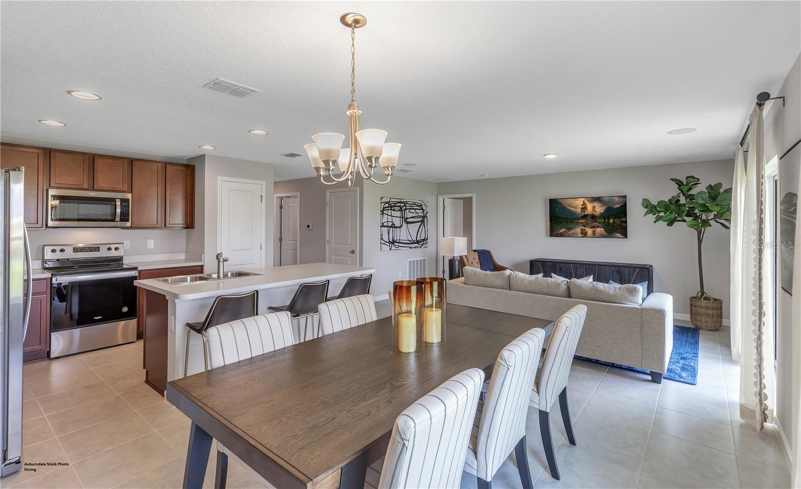 PRAIRIE OAKS - Residential