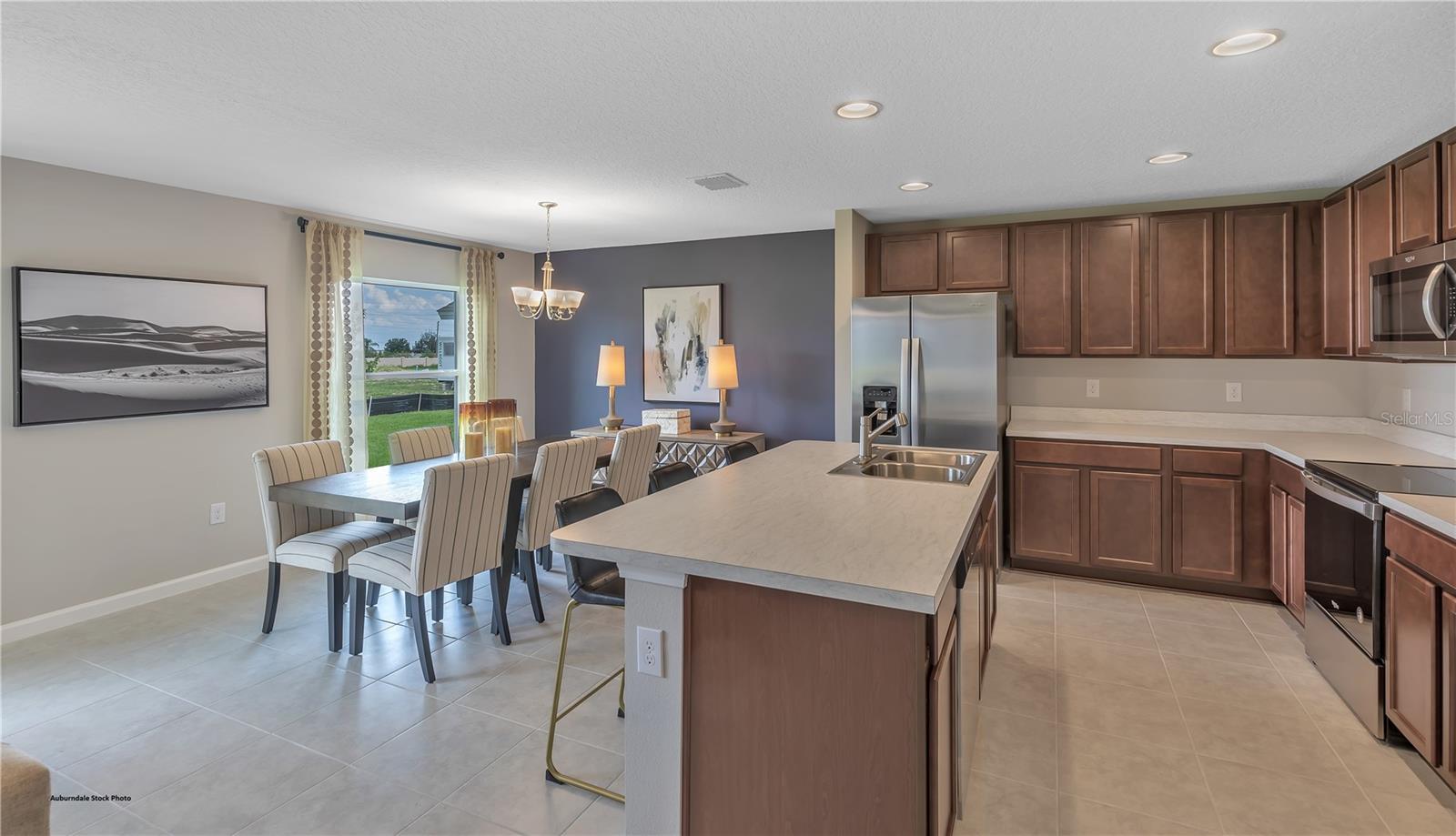 PRAIRIE OAKS - Residential