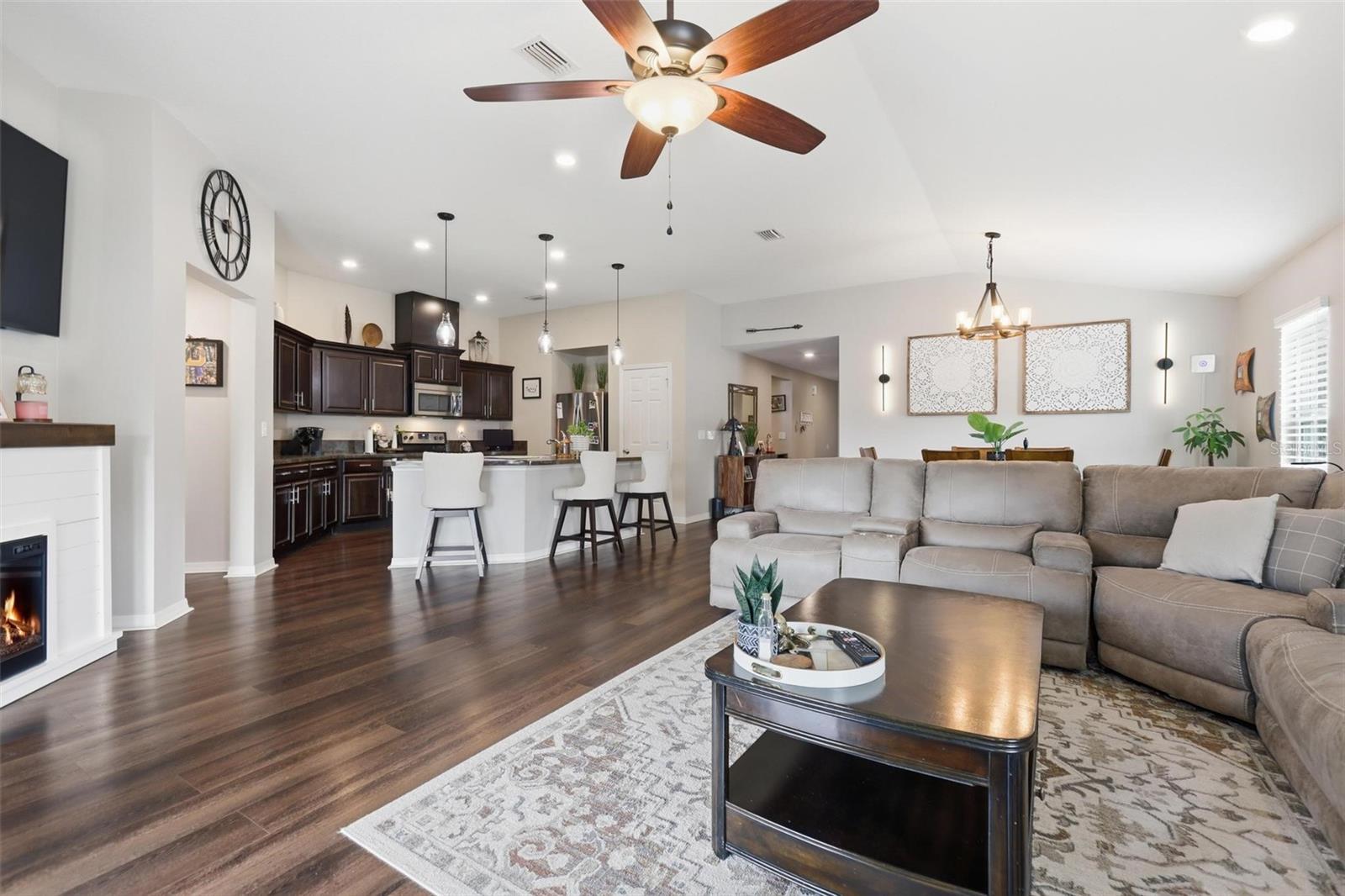 JOHN T HAMMONDSS ADD CITY NEW - Residential