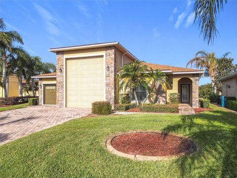 A home in LAKE WALES