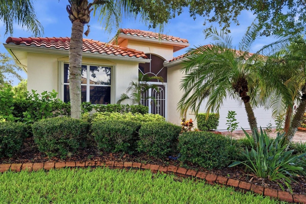 Photo of 4238 65th Terrace E, Sarasota, FL 34243 (MLS # A4702689)