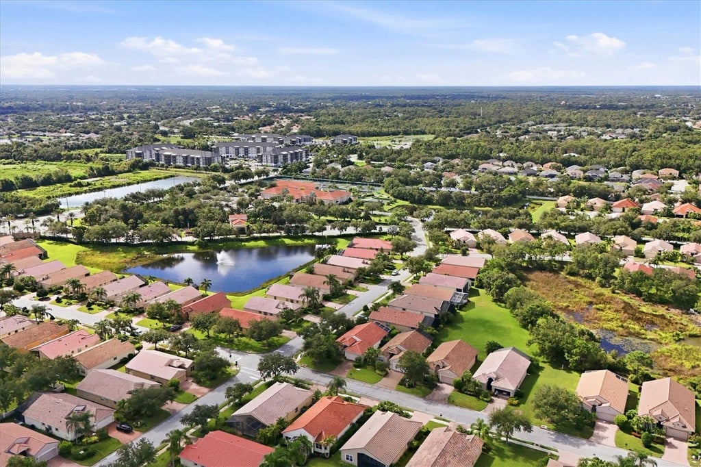 Photo of 4238 65th Terrace E, Sarasota, FL 34243 (MLS # A4702689)
