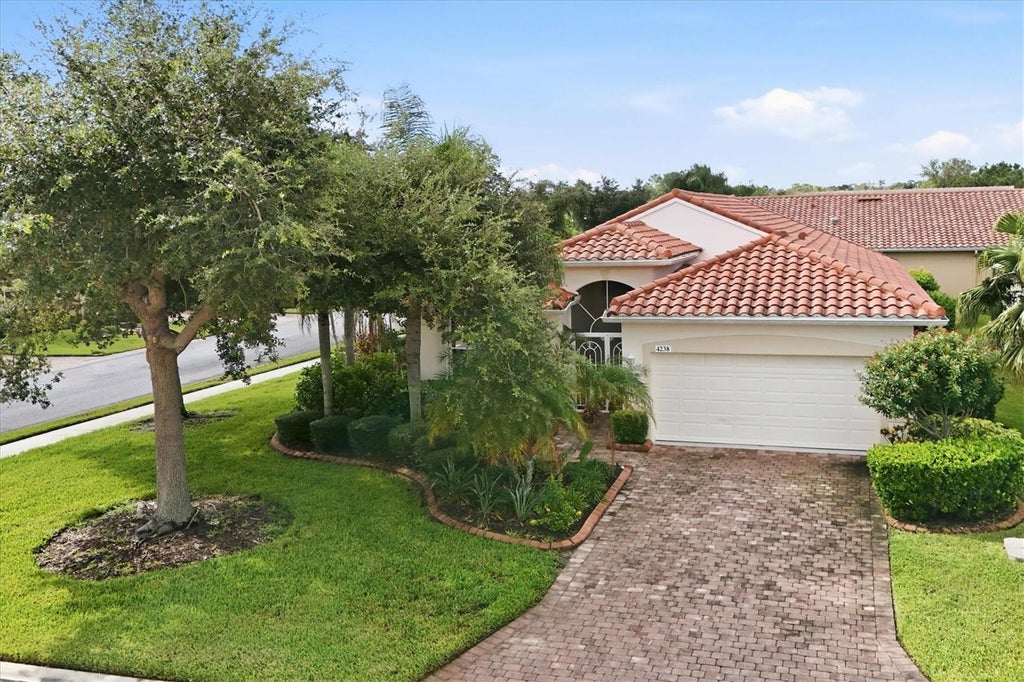 Photo of 4238 65th Terrace E, Sarasota, FL 34243 (MLS # A4702689)