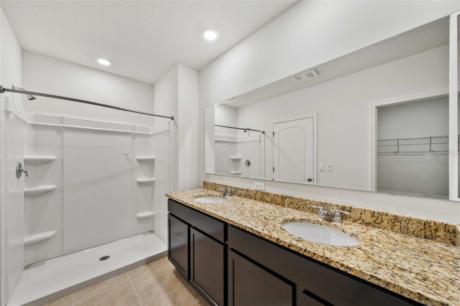 PARC HILL-PH 4 - Residential