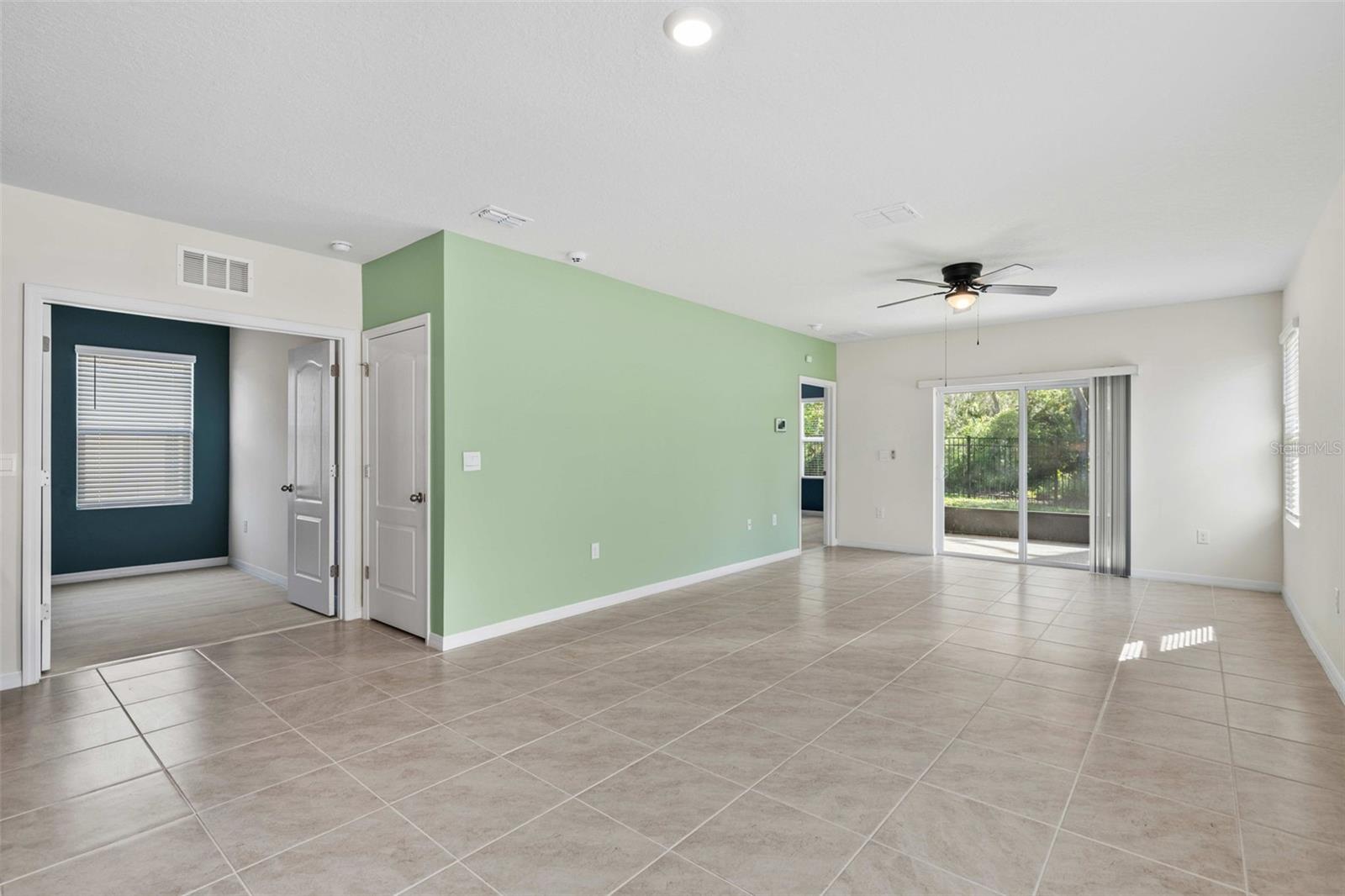 PARC HILL-PH 4 - Residential